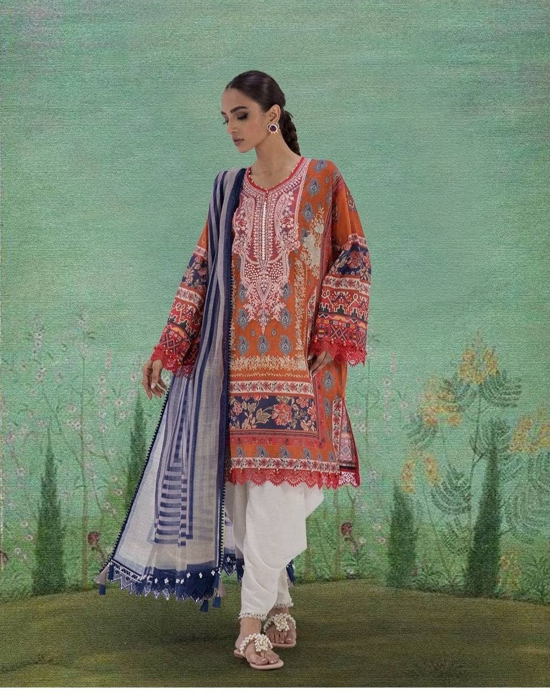 img_sana_safinaz_mahay_lawn_22_awwal_boutique