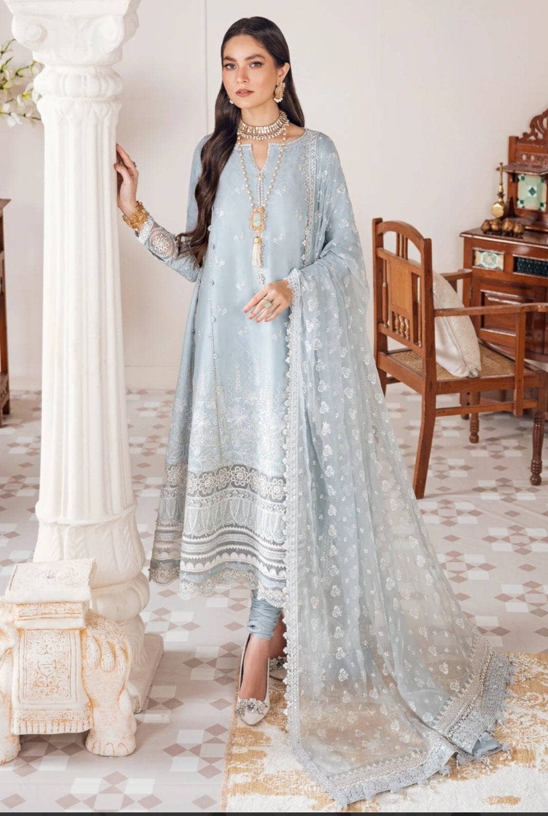img_baroque_khurmi_jacquard_lawn_awwal_boutique