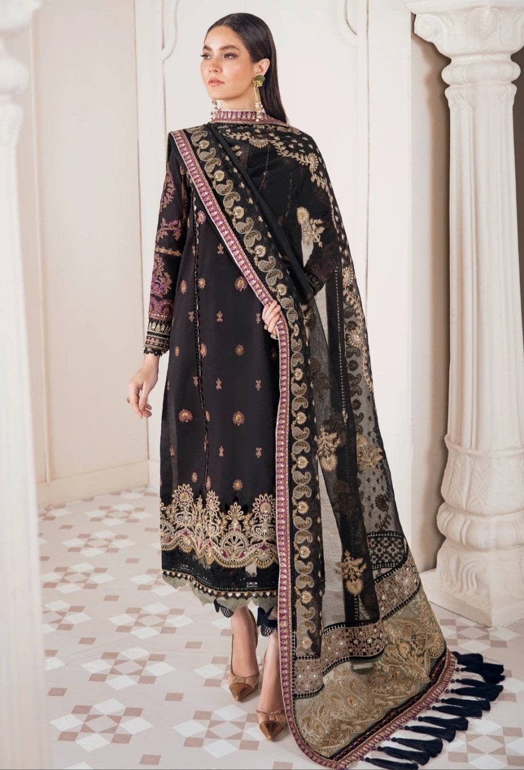 img_baroque_khurmi_jacquard_lawn_awwal_boutique
