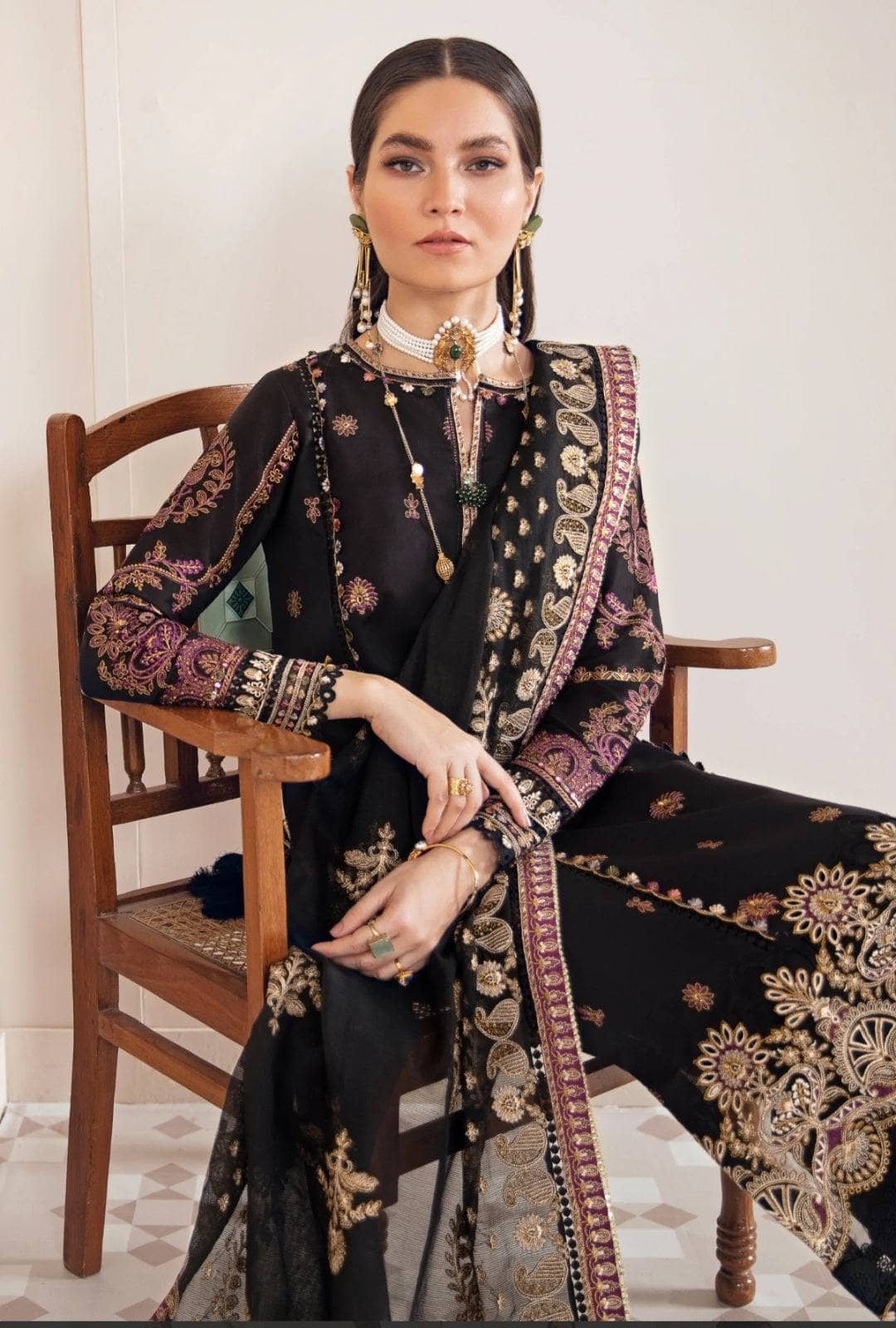 img_baroque_khurmi_jacquard_lawn_awwal_boutique
