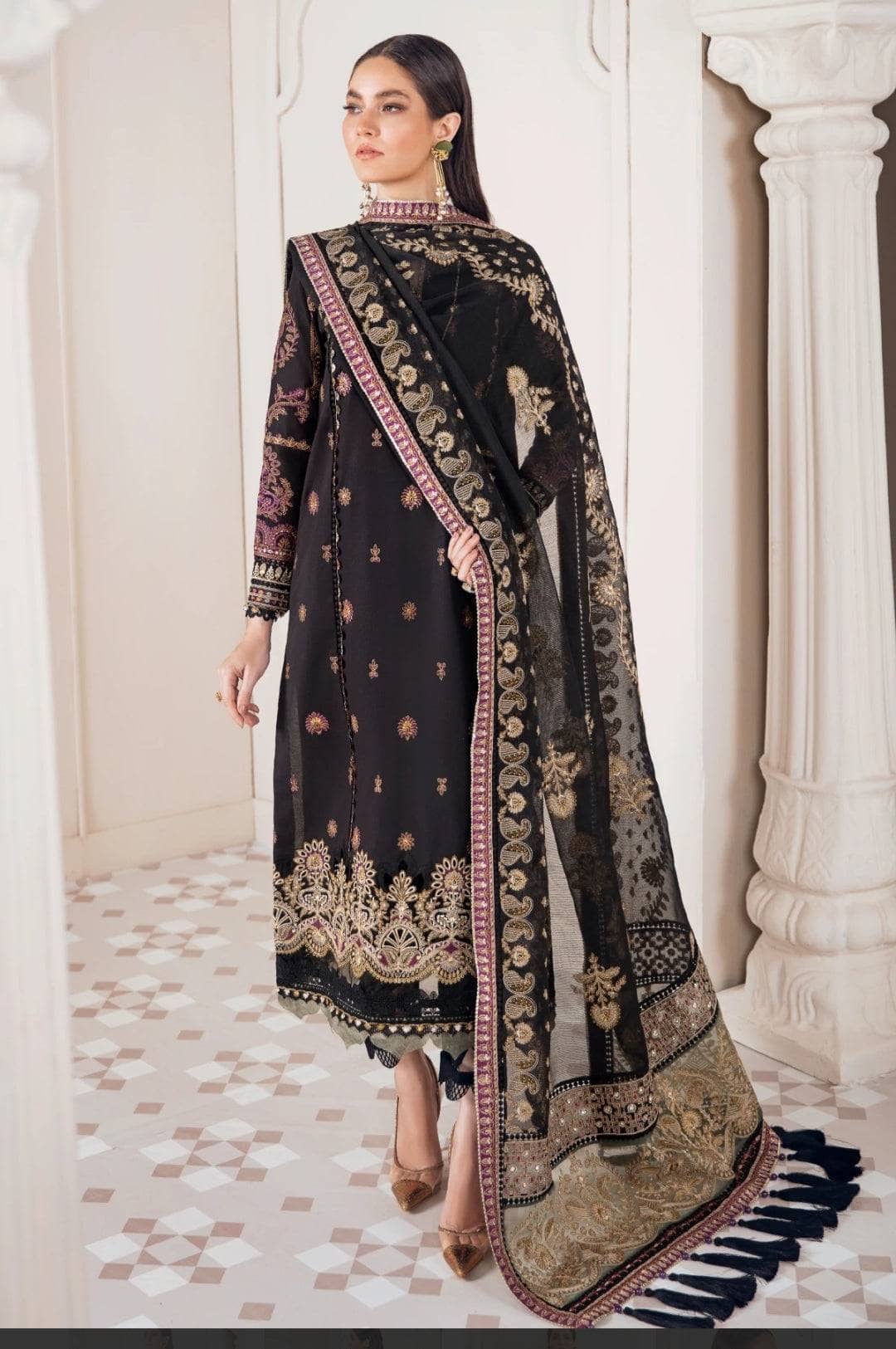 img_baroque_khurmi_jacquard_lawn_awwal_boutique