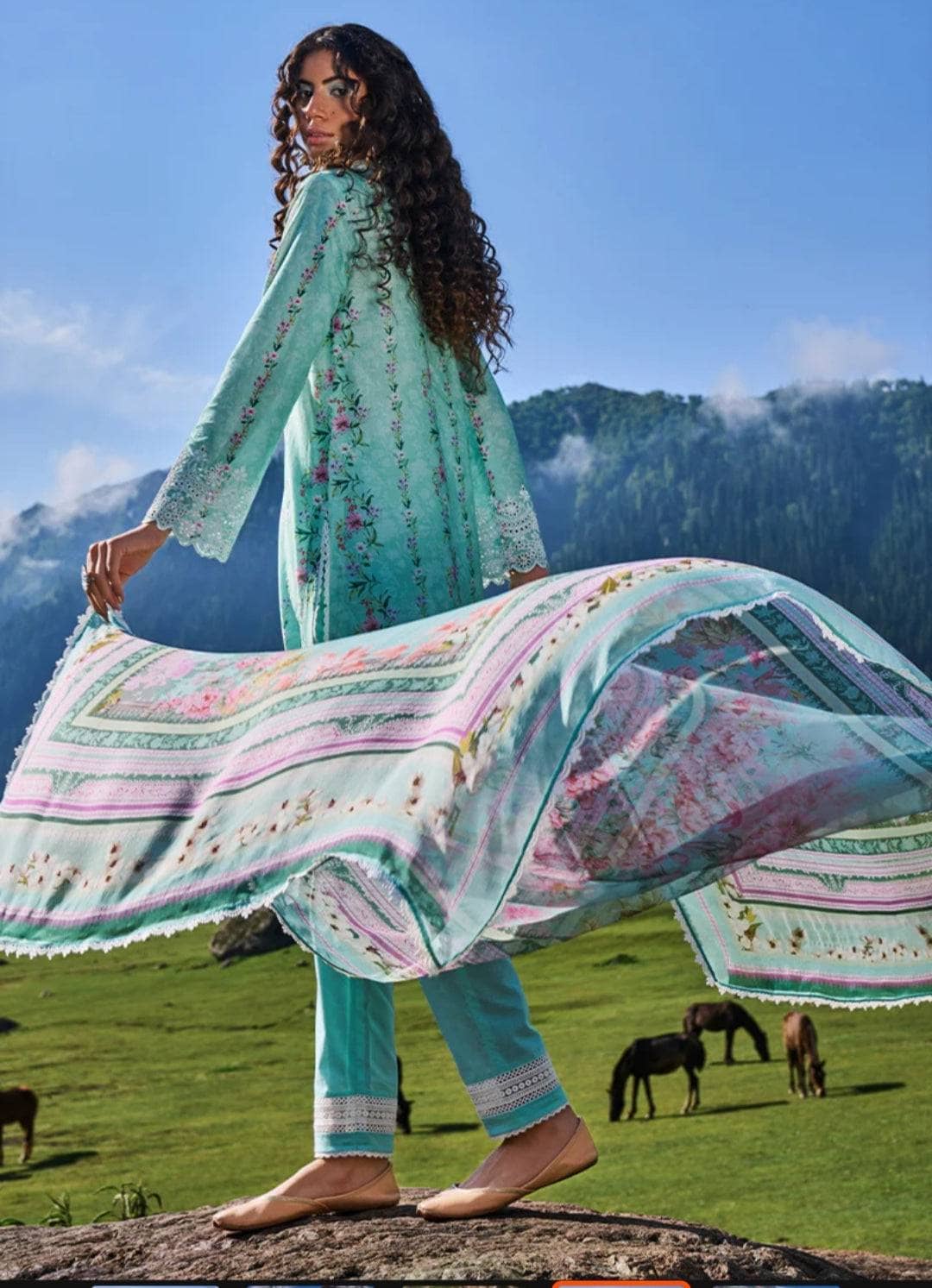 Img_summer_printkari_lawn_22_awwal_boutique