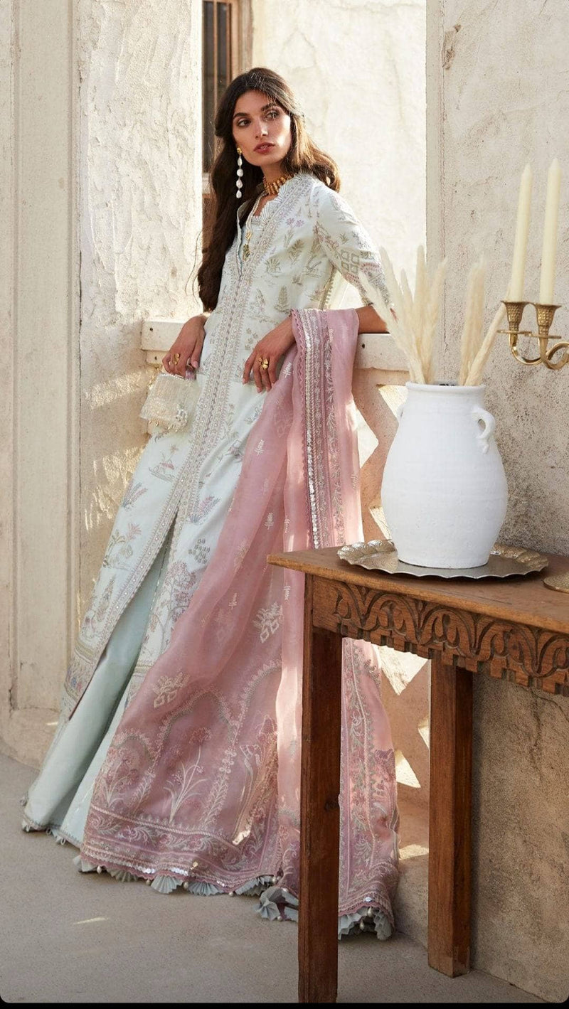 img_suffuse_lawn_collection_22_awwal_boutique