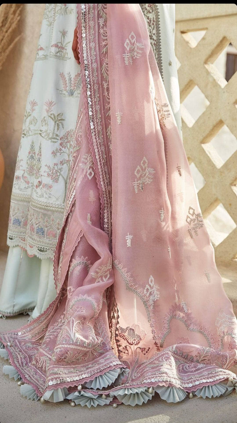 img_suffuse_lawn_collection_22_awwal_boutique