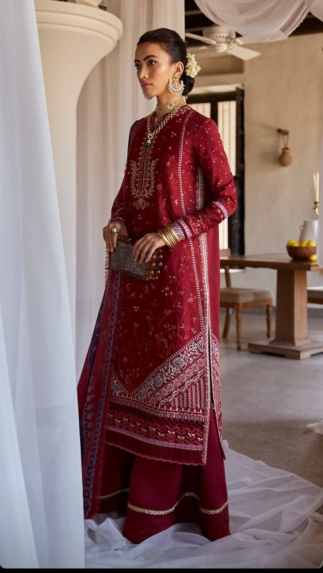 img_suffuse_lawn_collection_22_awwal_boutique