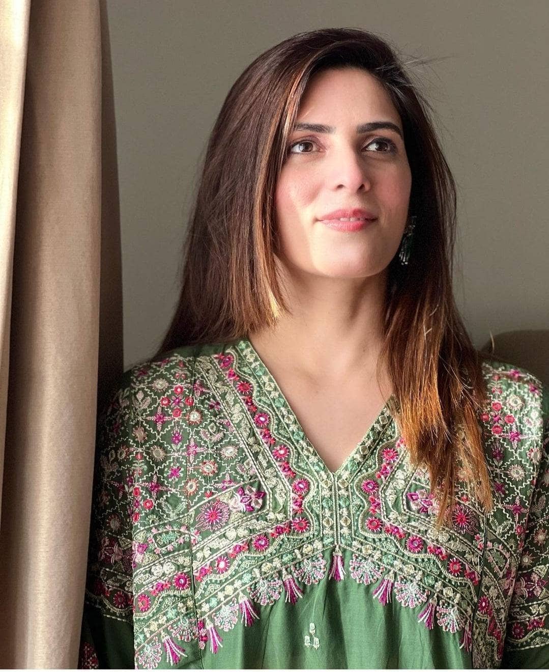 img_elan_lawn_22_awwal_boutique