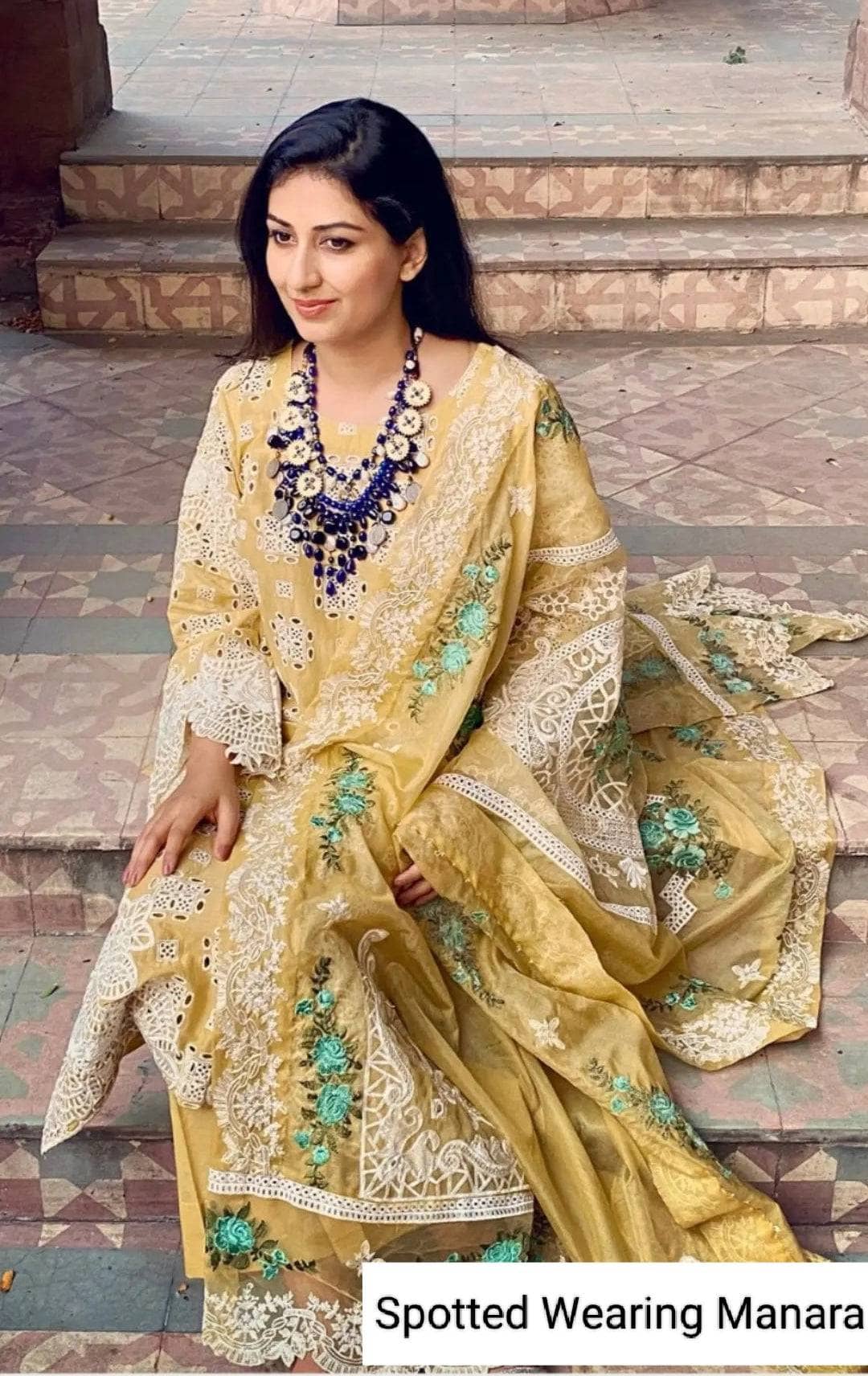 img_manara_lawn_22_awwal_boutique