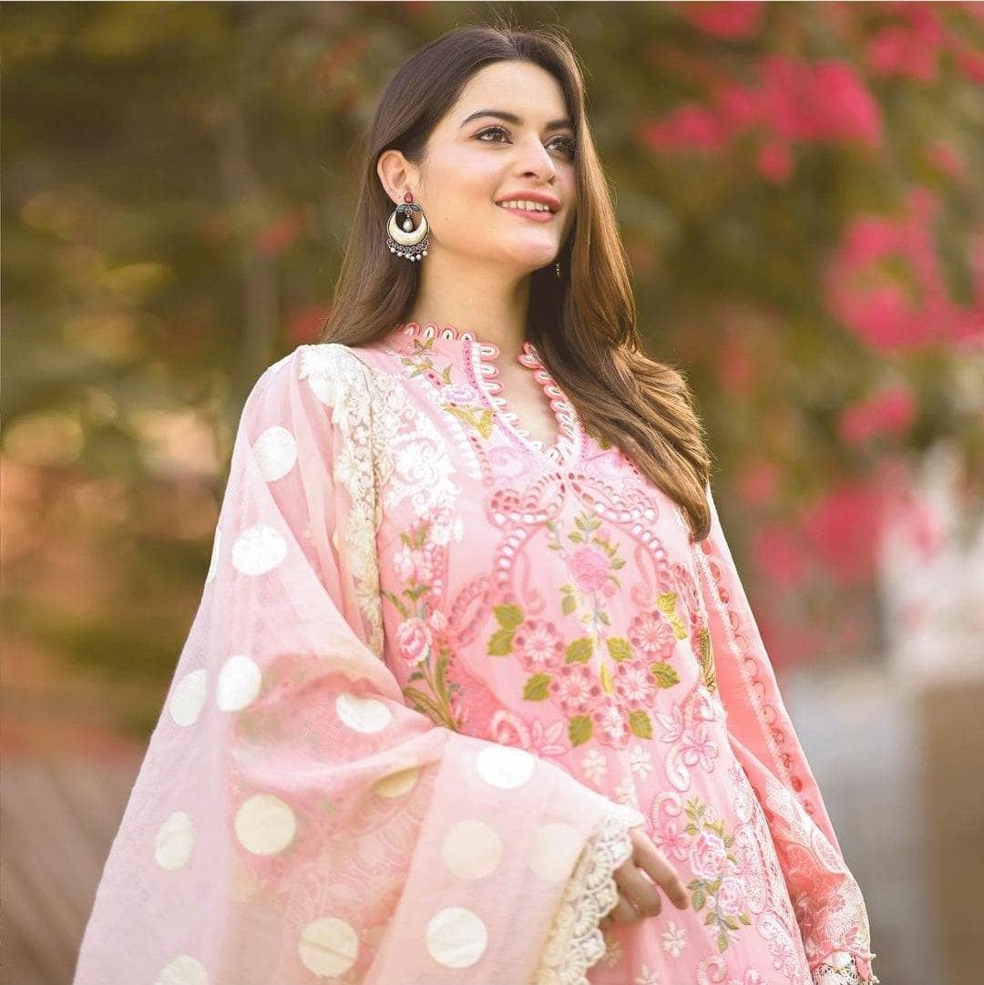 Spotted in Elaf Festive Luxury 22/ELF-8 Lilac