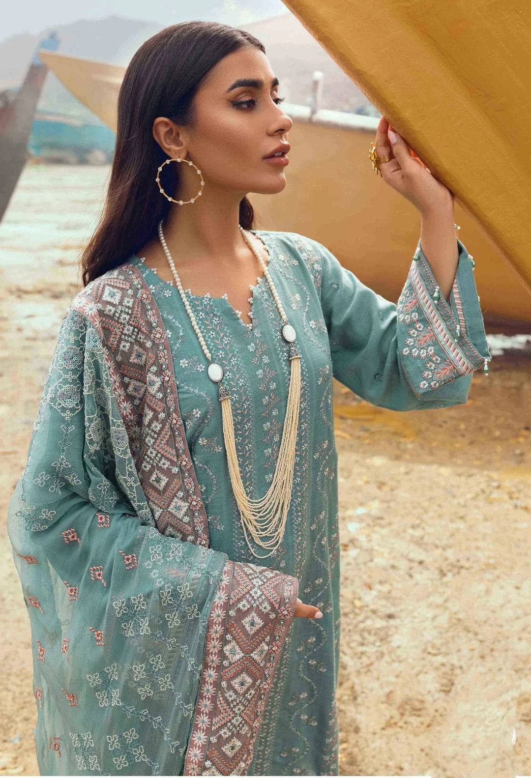 img_nureh_karavan_jacquard_awwal_boutique