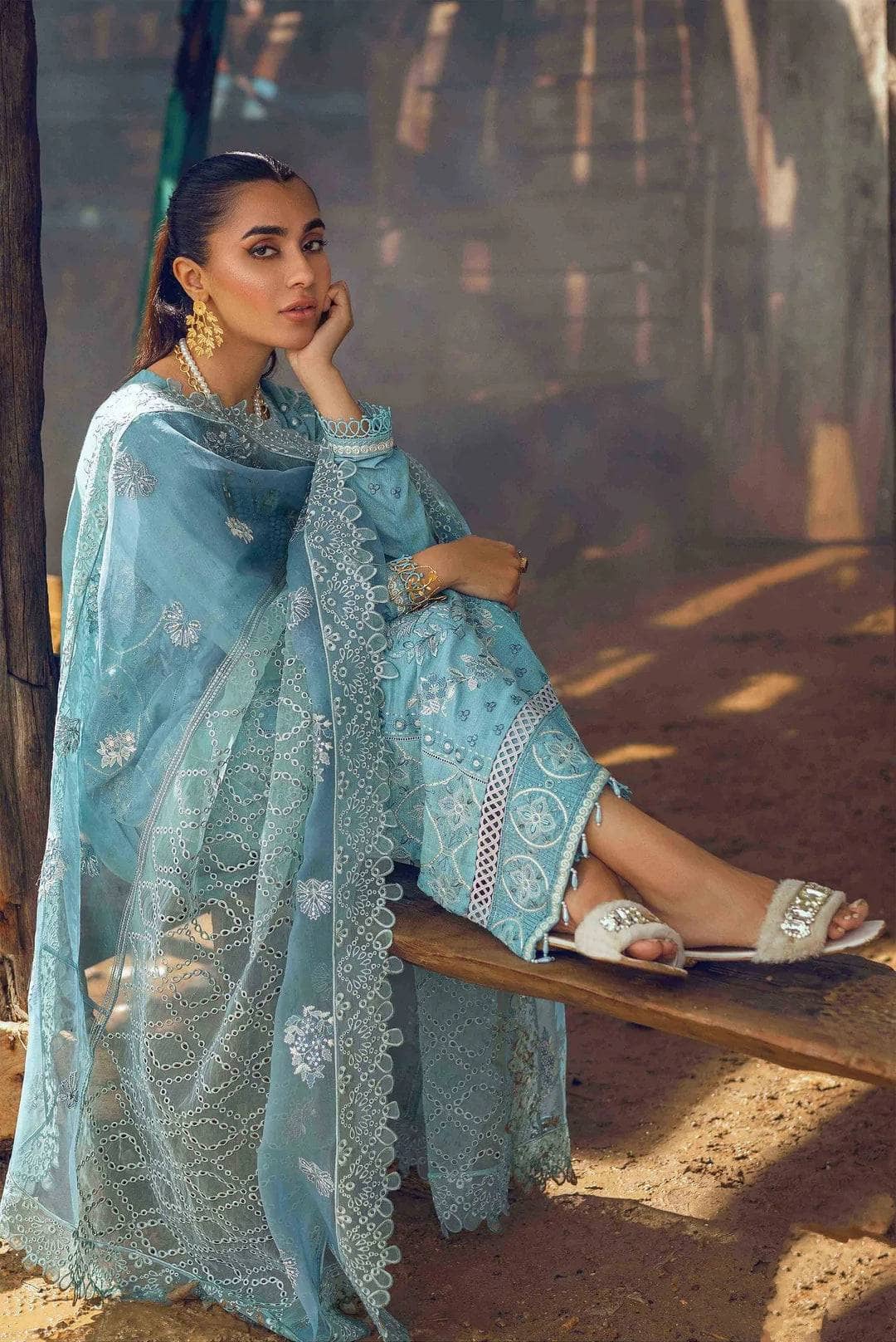 img_nureh_karavan_jacquard_awwal_boutique