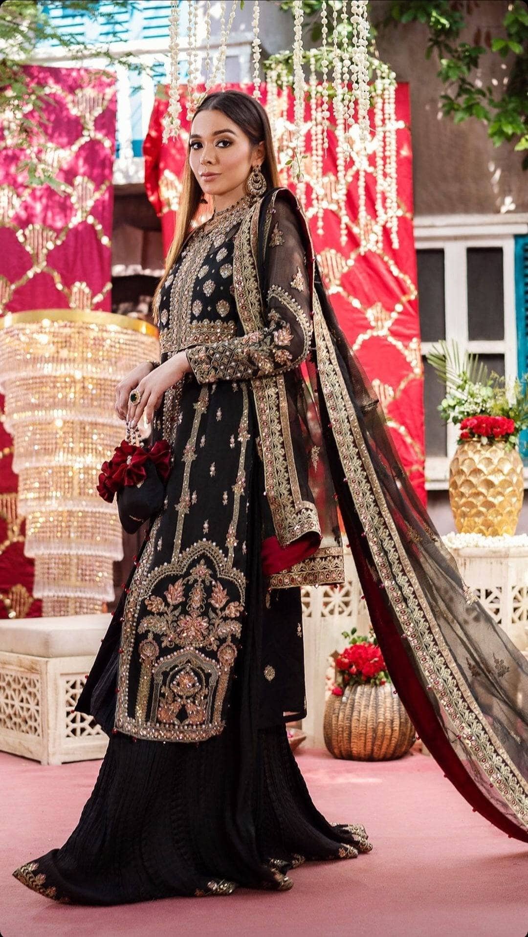 img_maria_osama_khan_wedding_edition_awwal_boutique