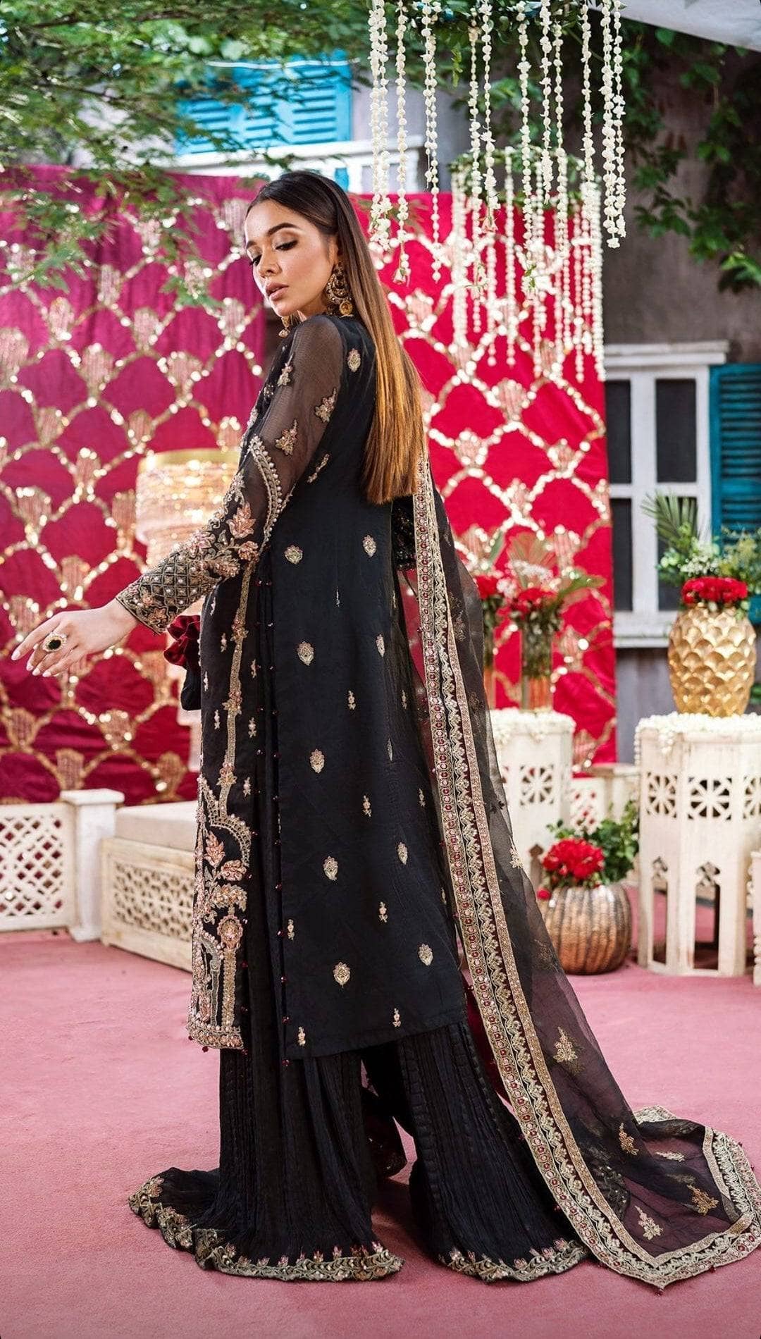 img_maria_osama_khan_wedding_edition_awwal_boutique