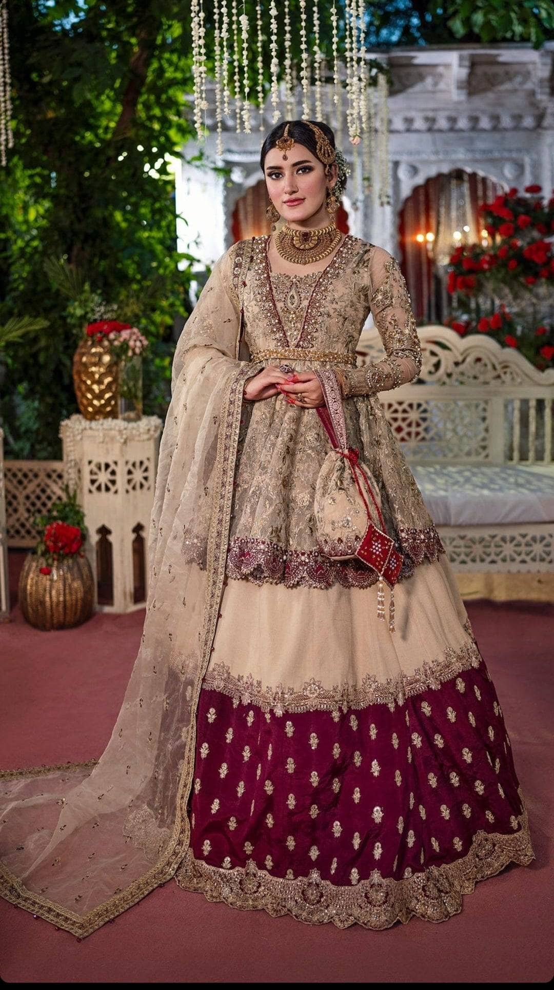 img_maria_osama_khan_wedding_edition_awwal_boutique