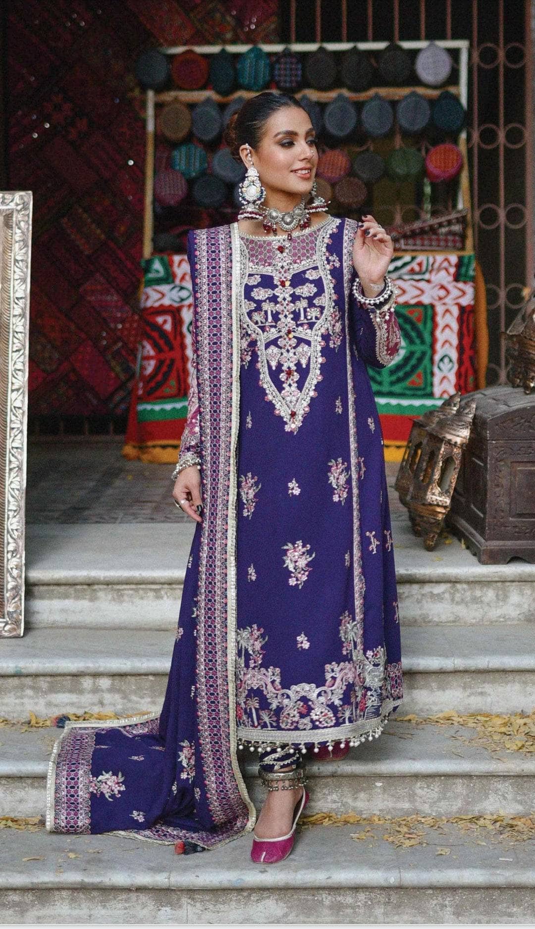 img_qalamkar_luxury_shawl_collection_awwal_boutique