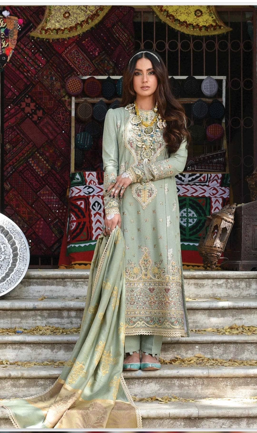 img_qalamkar_luxury_shawl_collection_awwal_boutique