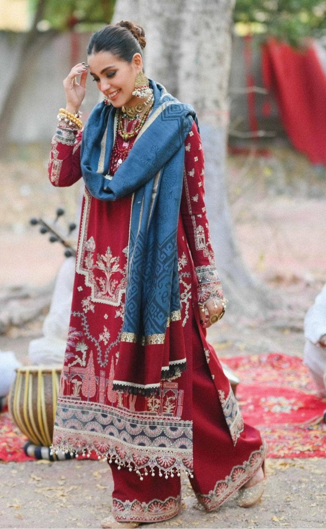 img_qalamkar_luxury_shawl_collection_awwal_boutique