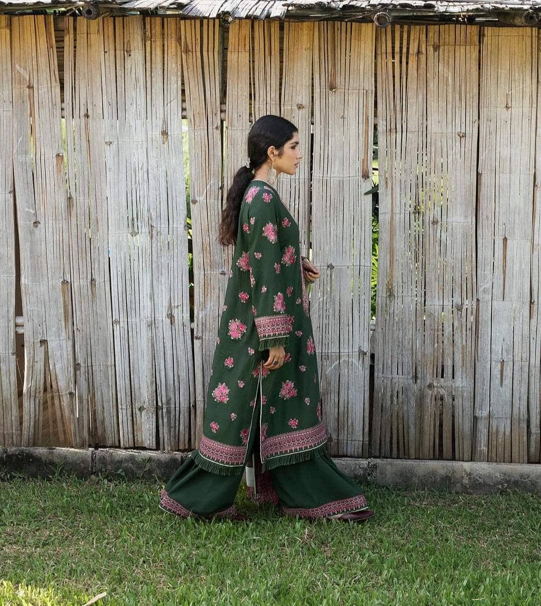 img_zara_shahjahan_winter_shawl_collection_22_awwal_boutique