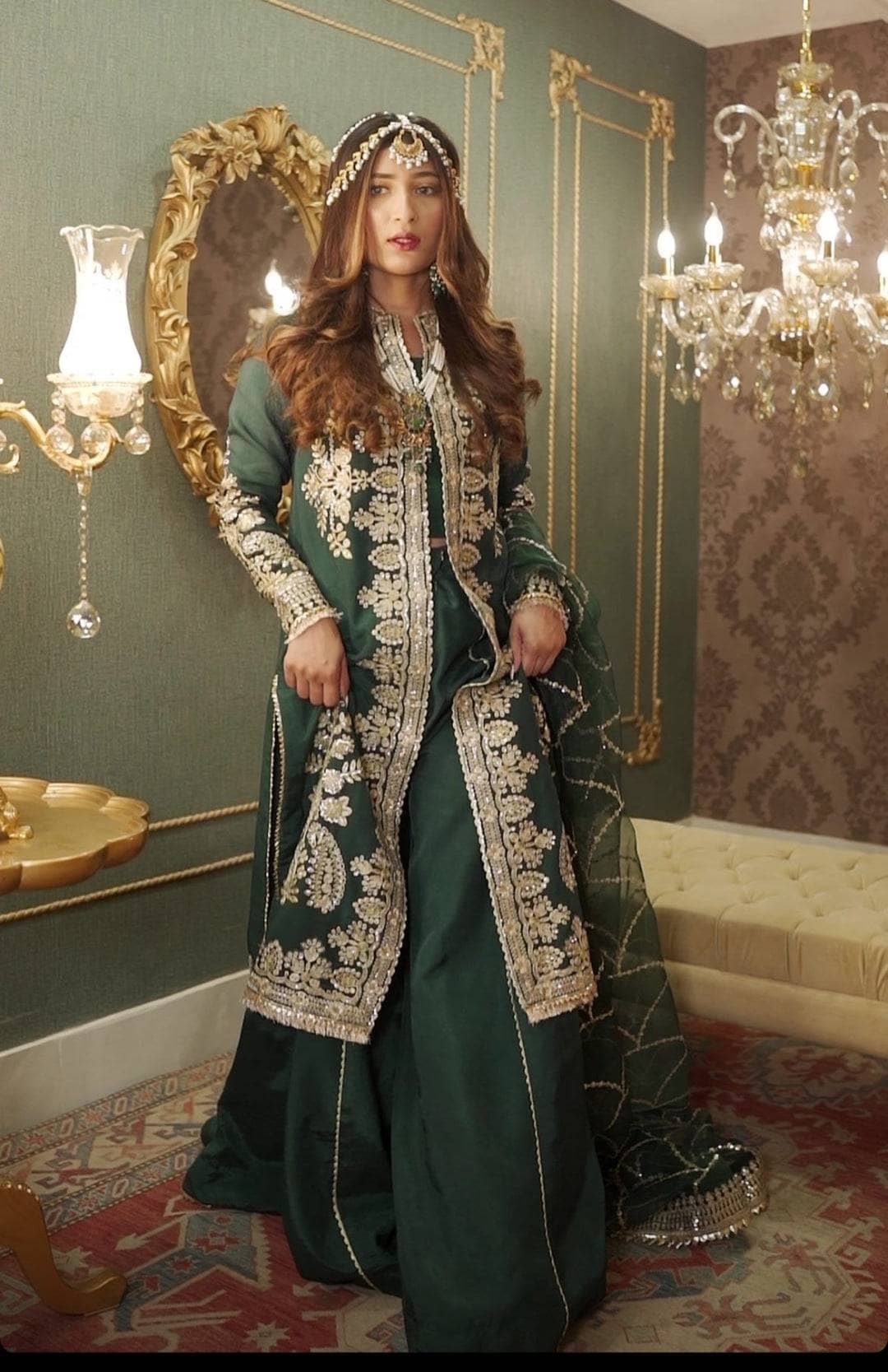 img_afrozeh_divani_silk_edit_awwal_boutique