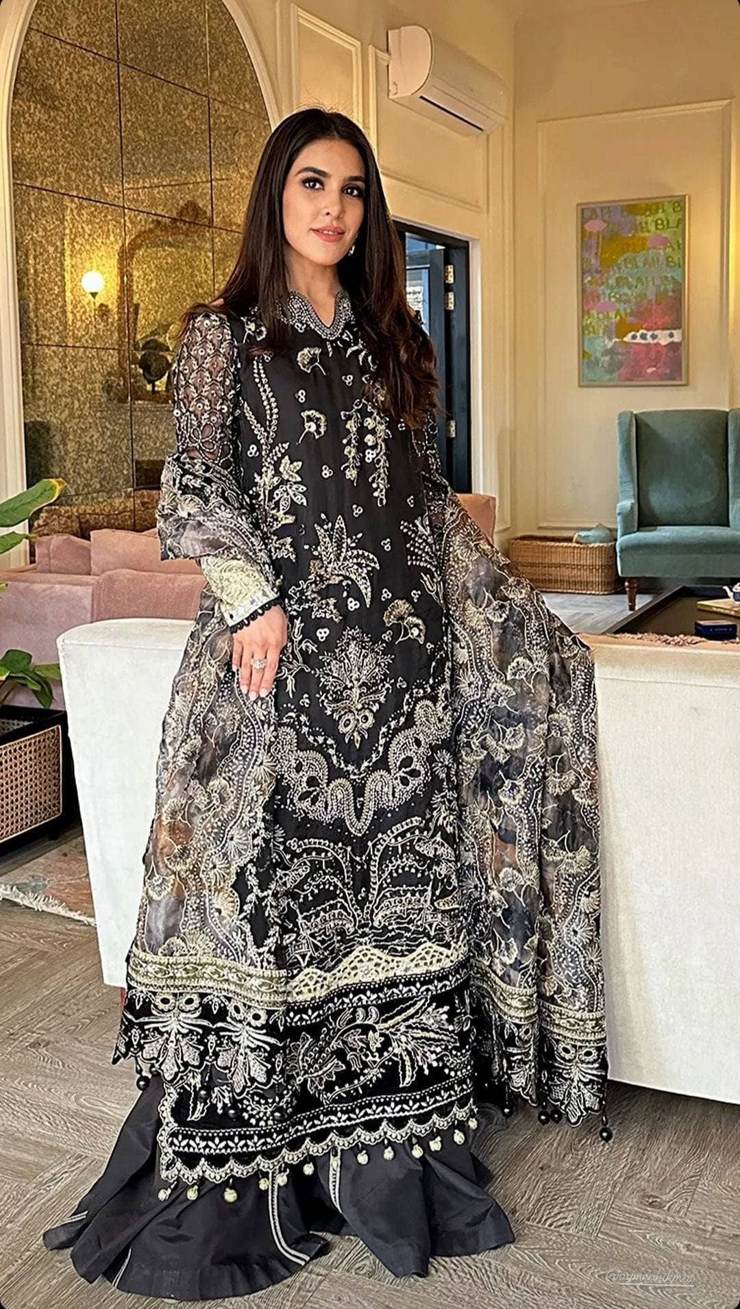 img_nureh_secret_garden_royal_palace_awwal_boutique