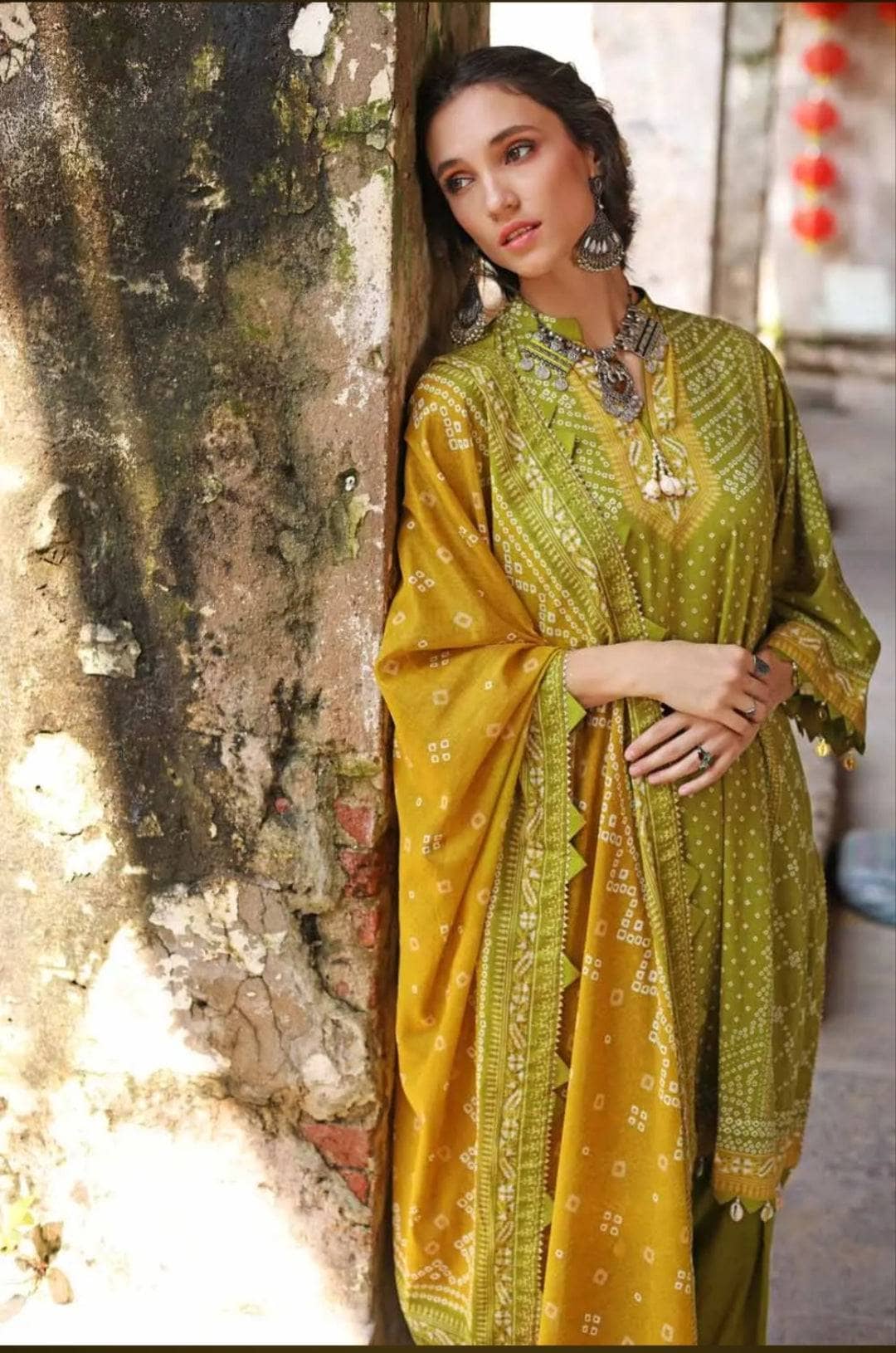 img_gul_ahmed_chunari_lawn_23_awwal_boutique