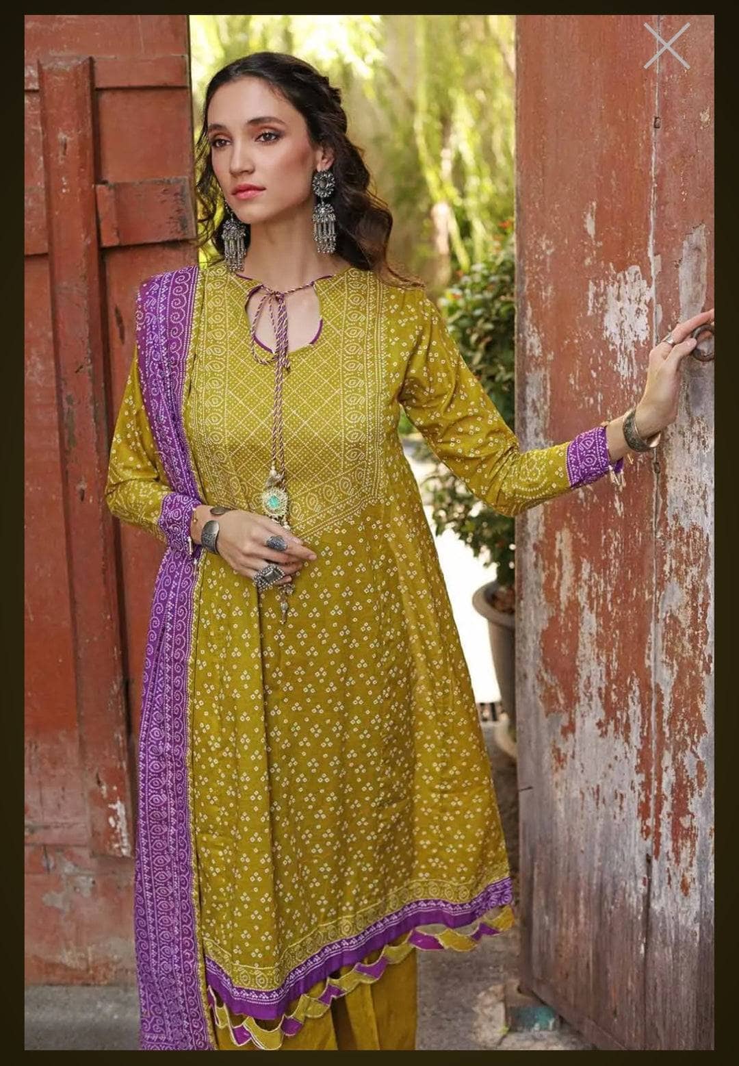 img_gul_ahmed_chunari_lawn_23_awwal_boutique