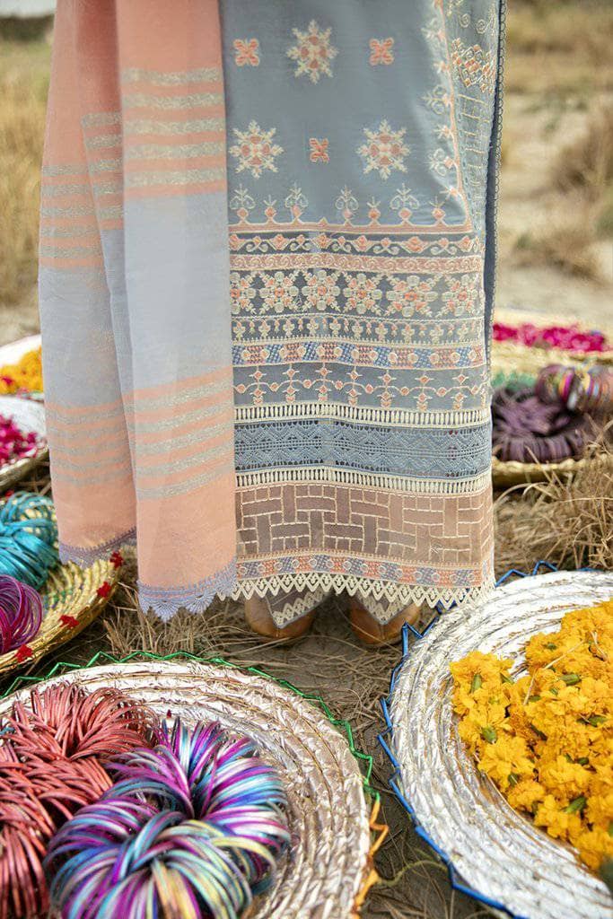 img_q_line_by_qalamkar_lawn_2021_awwal_boutique