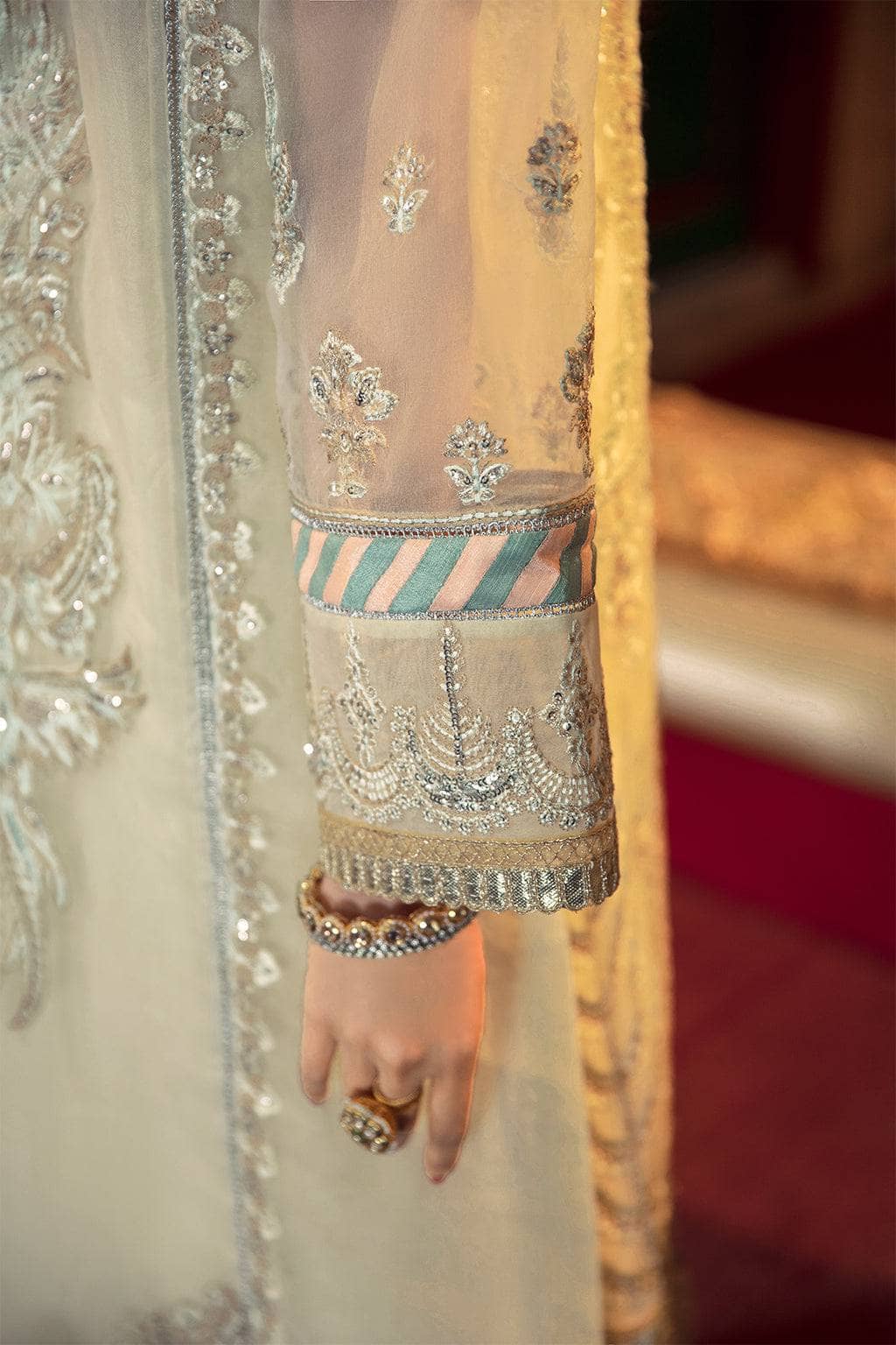 img_gisele_shagun_wedding_edition_awwal_boutique
