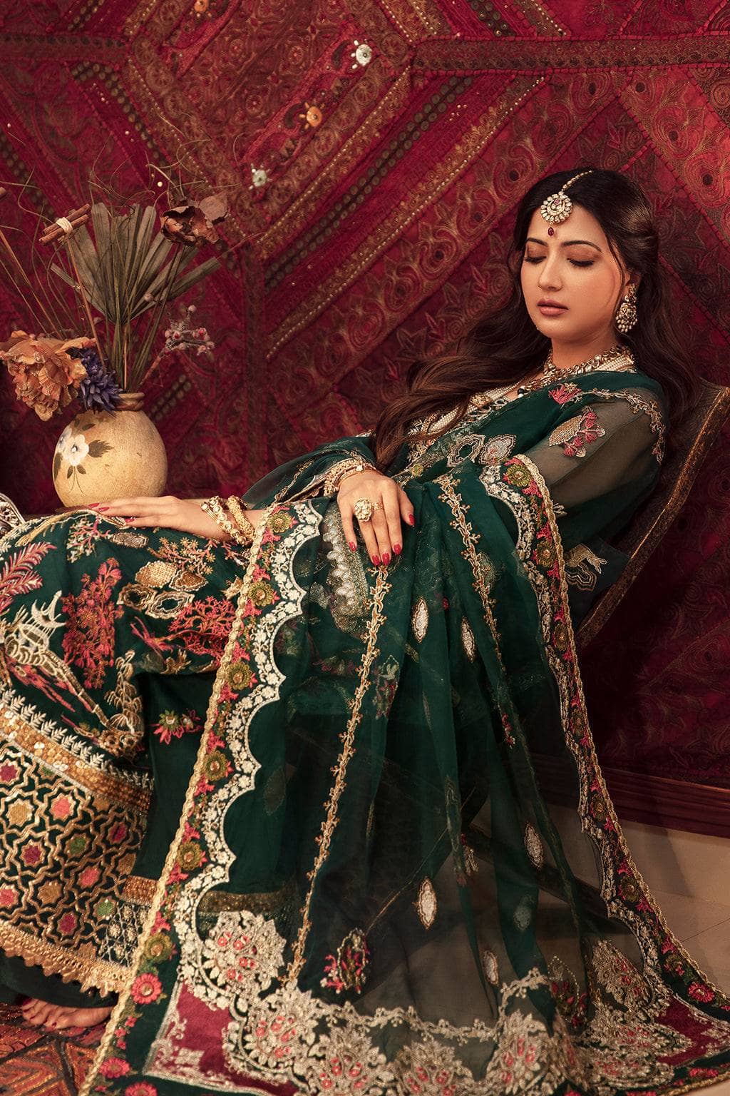 img_gisele_shagun_wedding_edition_awwal_boutique