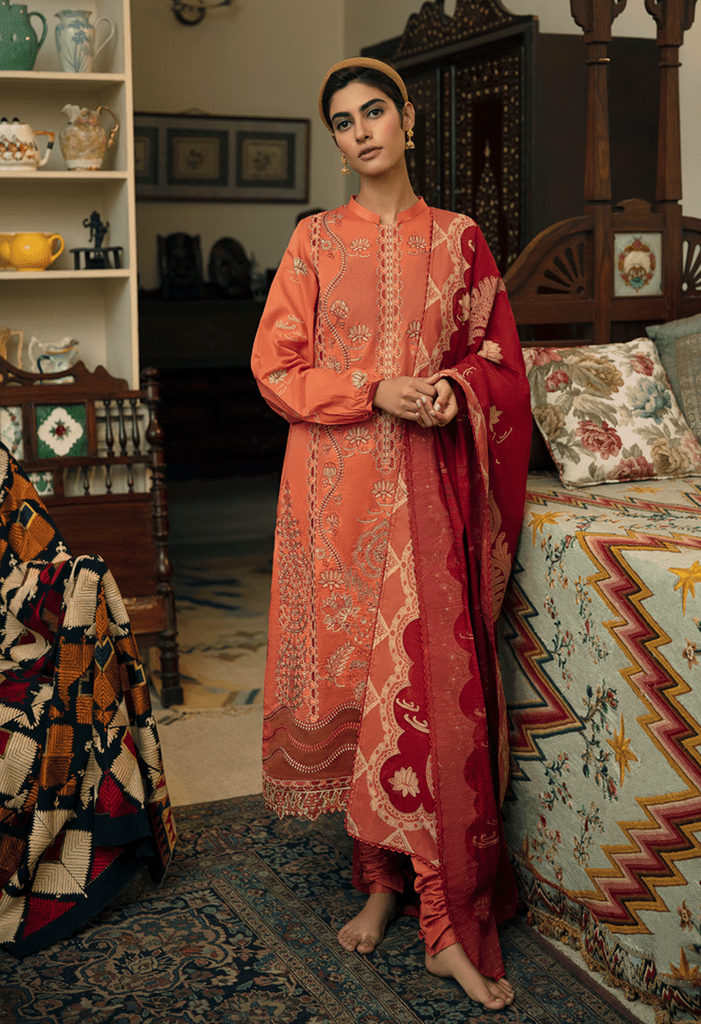 img_q_line_by_qalamkar_luxury_lawn_2021_awwal_boutique