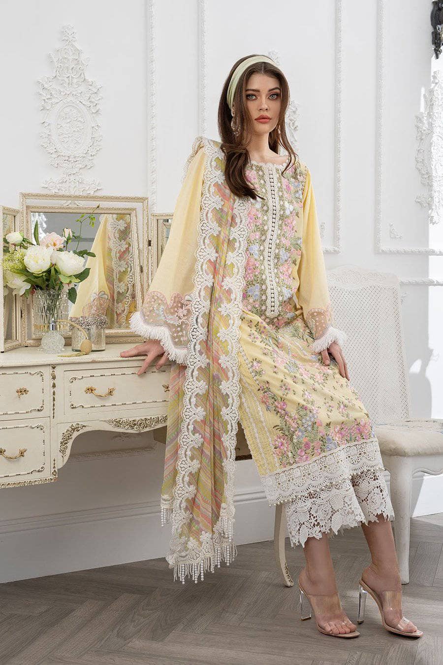 img_sobia_nazir_lawn_collection_2021_awwal_boutique
