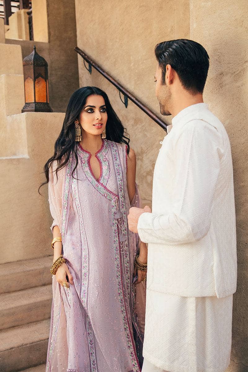 img_mushq_kahani_22_awwal_boutique