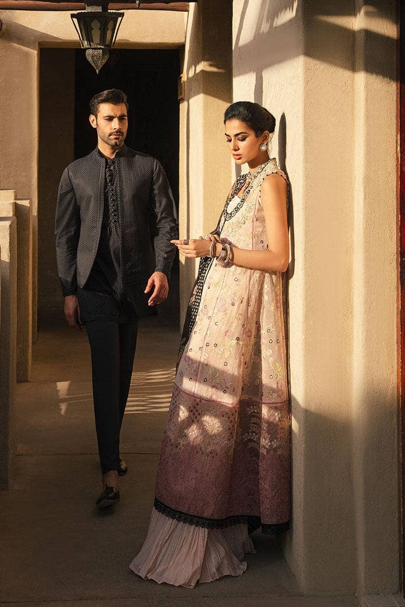 img_mushq_kahani_22_awwal_boutique