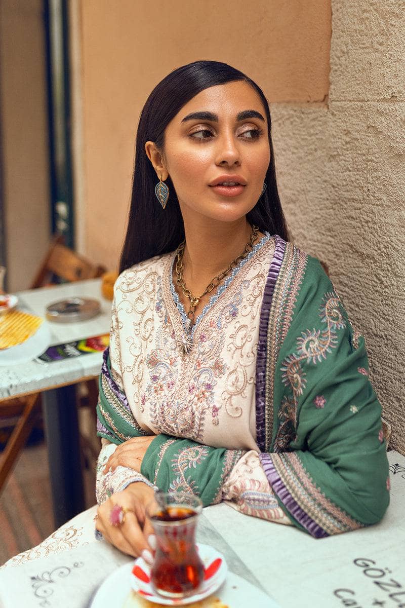 img_mushq_broadway_khaddar_awwal_boutique