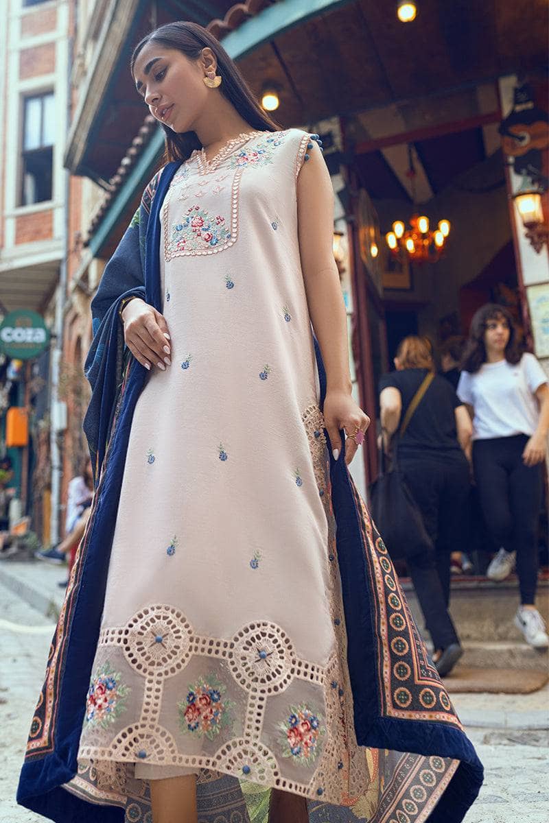 img_mushq_broadway_khaddar_awwal_boutique