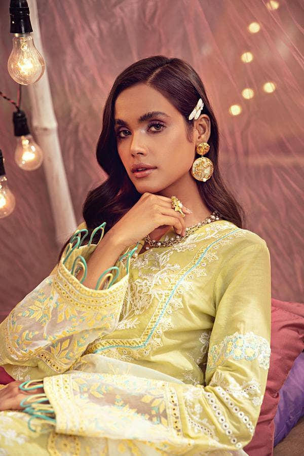 img_motifz_premium_lawn_2021_awwal_boutique