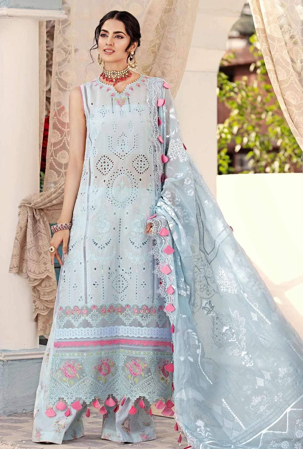 img_saadia_asad_eid_chikankari_lawn_2021_awwal_boutique