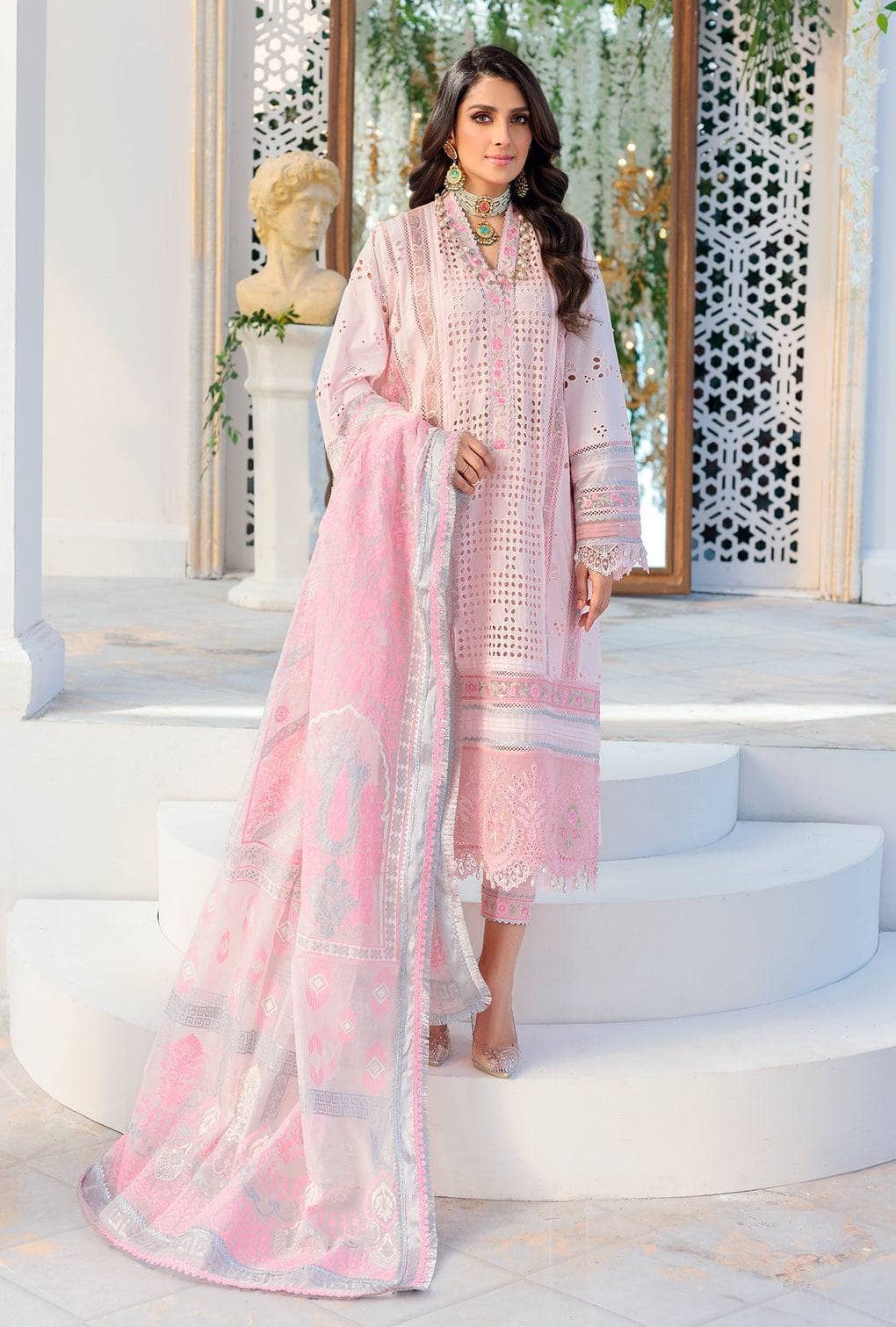 Img_saadia_asad_lawn_chikankari_awwal_boutique