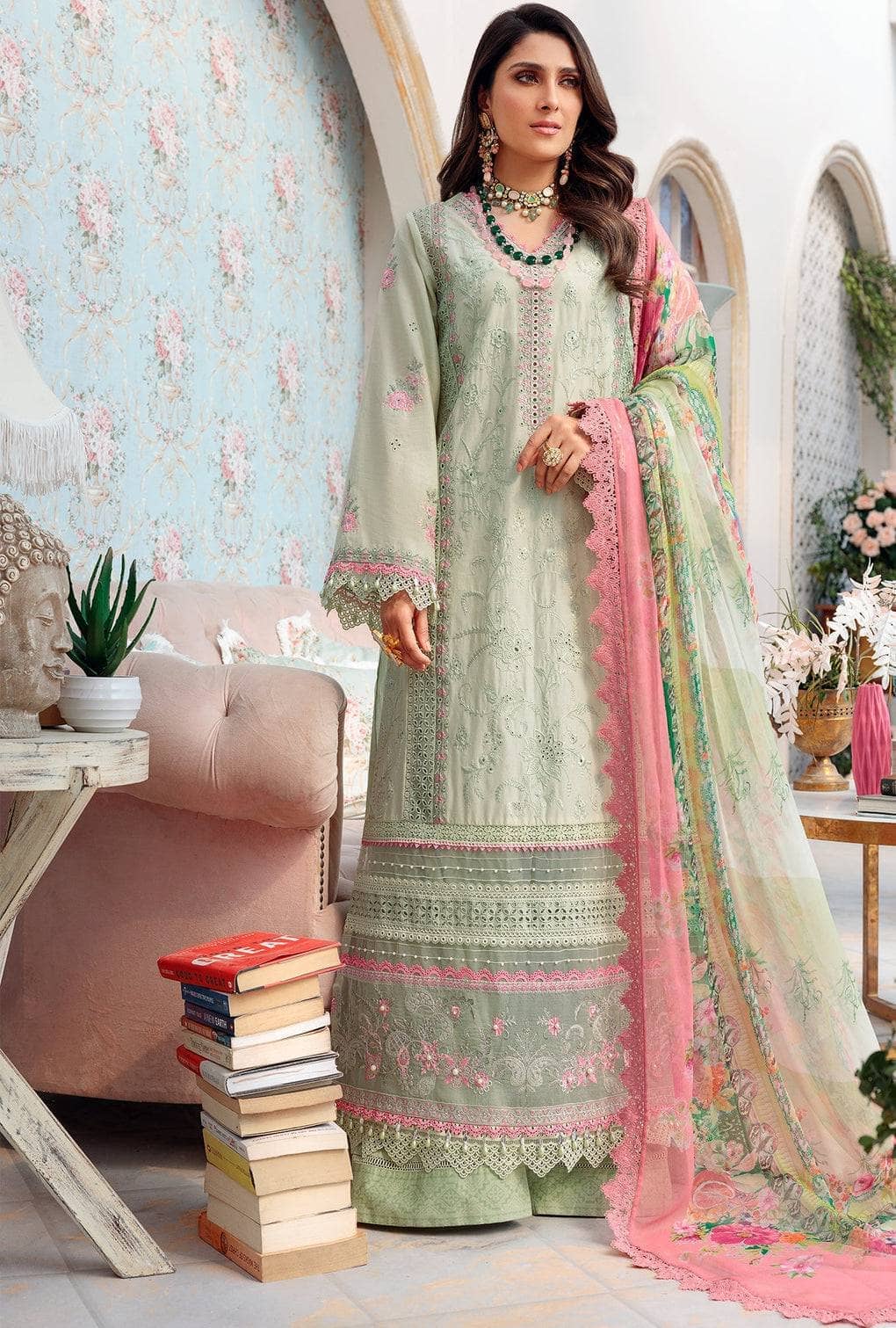 img_saadia_asad_chikankari_lawn_22_awwal_boutique