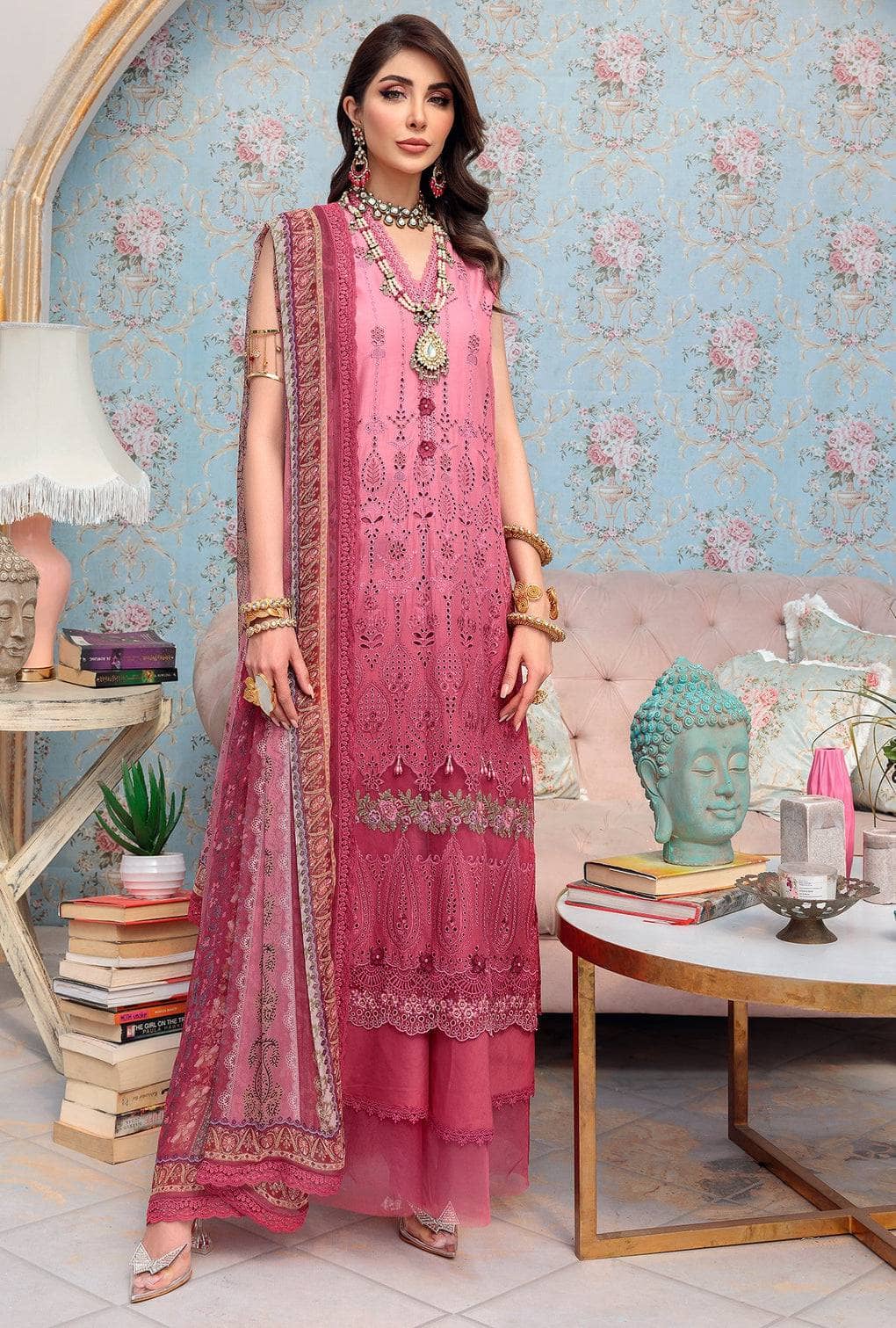 img_saadia_asad_chikankari_lawn_22_awwal_boutique