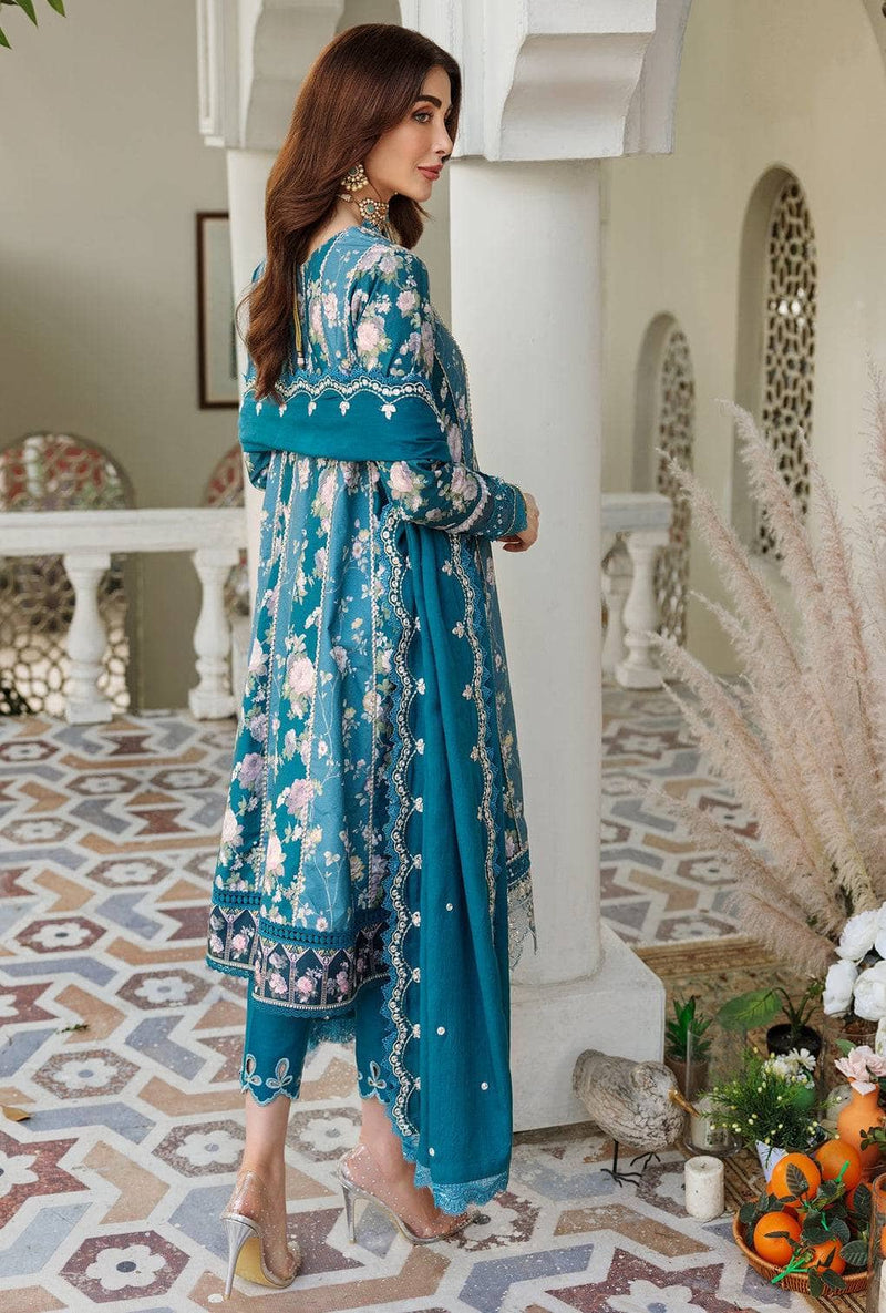 img_saadia_asad_noor_embroidered_Prints_woolen_shawl_awwal_boutique