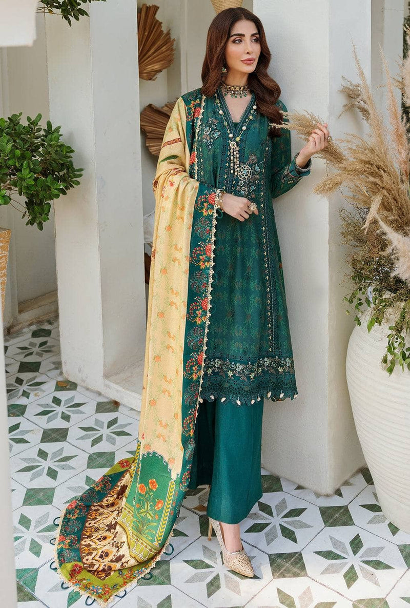 img_saadia_asad_noor_embroidered_Prints_woolen_shawl_awwal_boutique