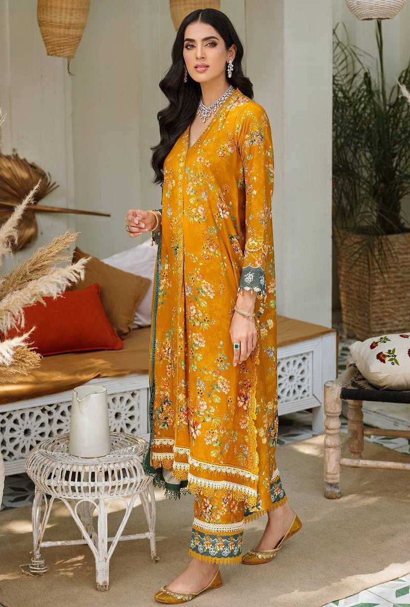 img_saadia_asad_noor_embroidered_Prints_woolen_shawl_awwal_boutique