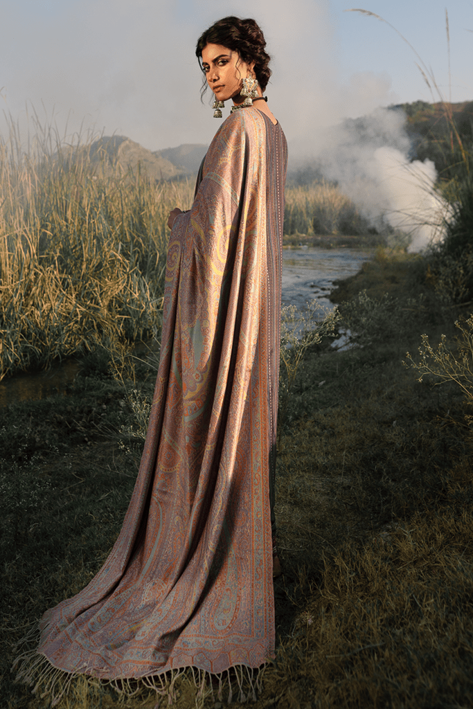 img_qalamkar_luxury_shawls_awwal_boutique
