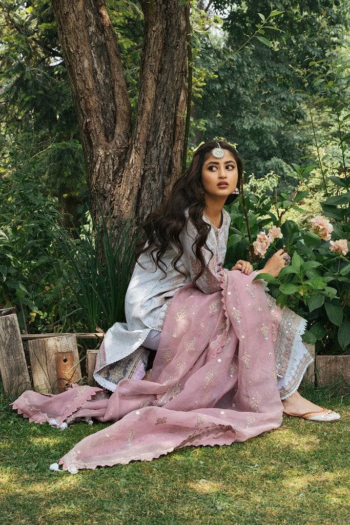 img_qalamkar_luxury_festive_22_awwal_boutique