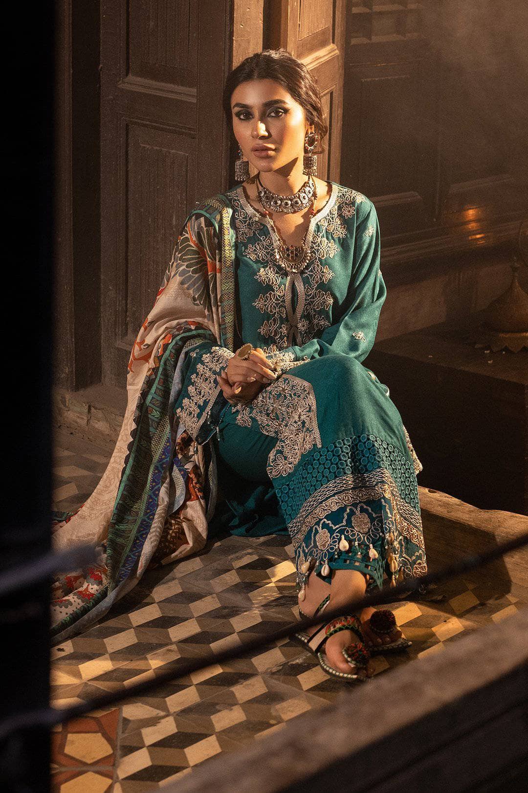 Restocked\Nureh Maya Linen/Parsi