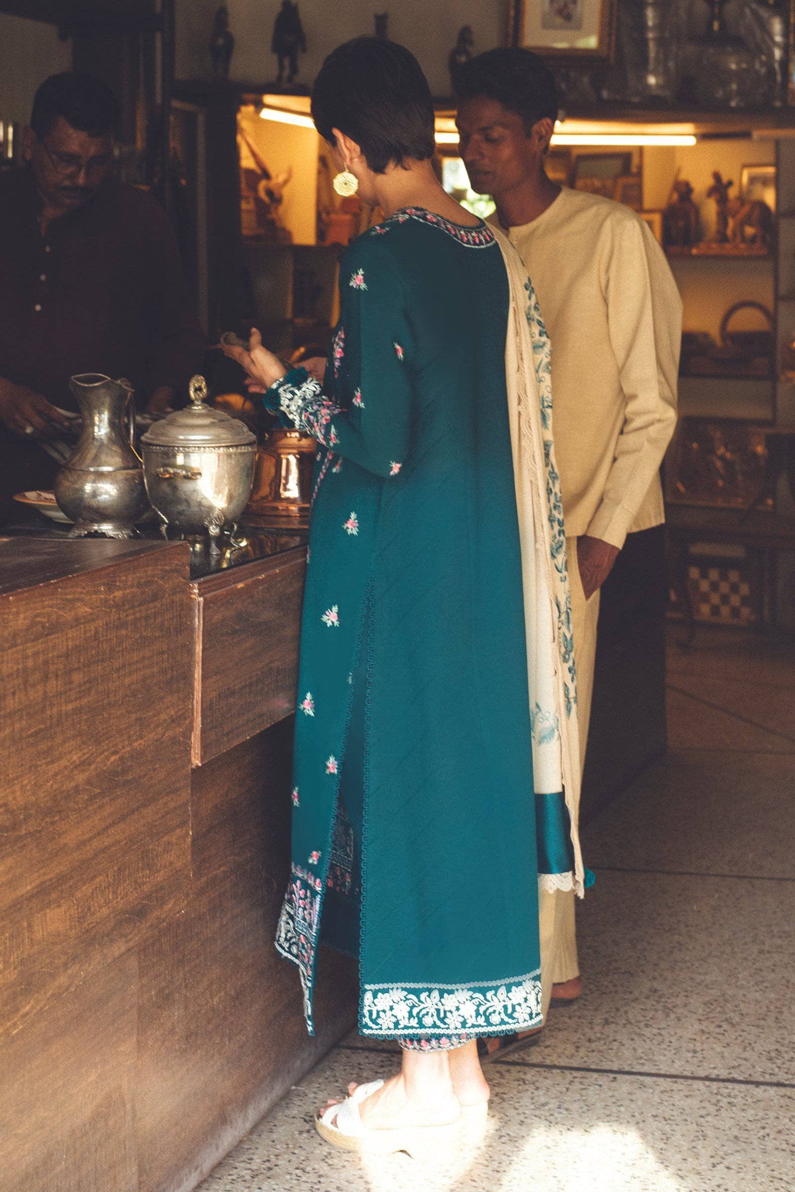 img_zaha_humrahi_winter_collection_awwal_boutique