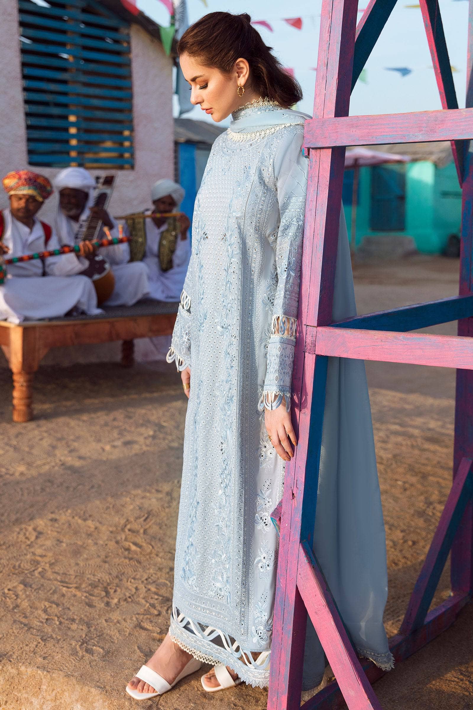 img_zaha_lawn_2023_awwal_boutique