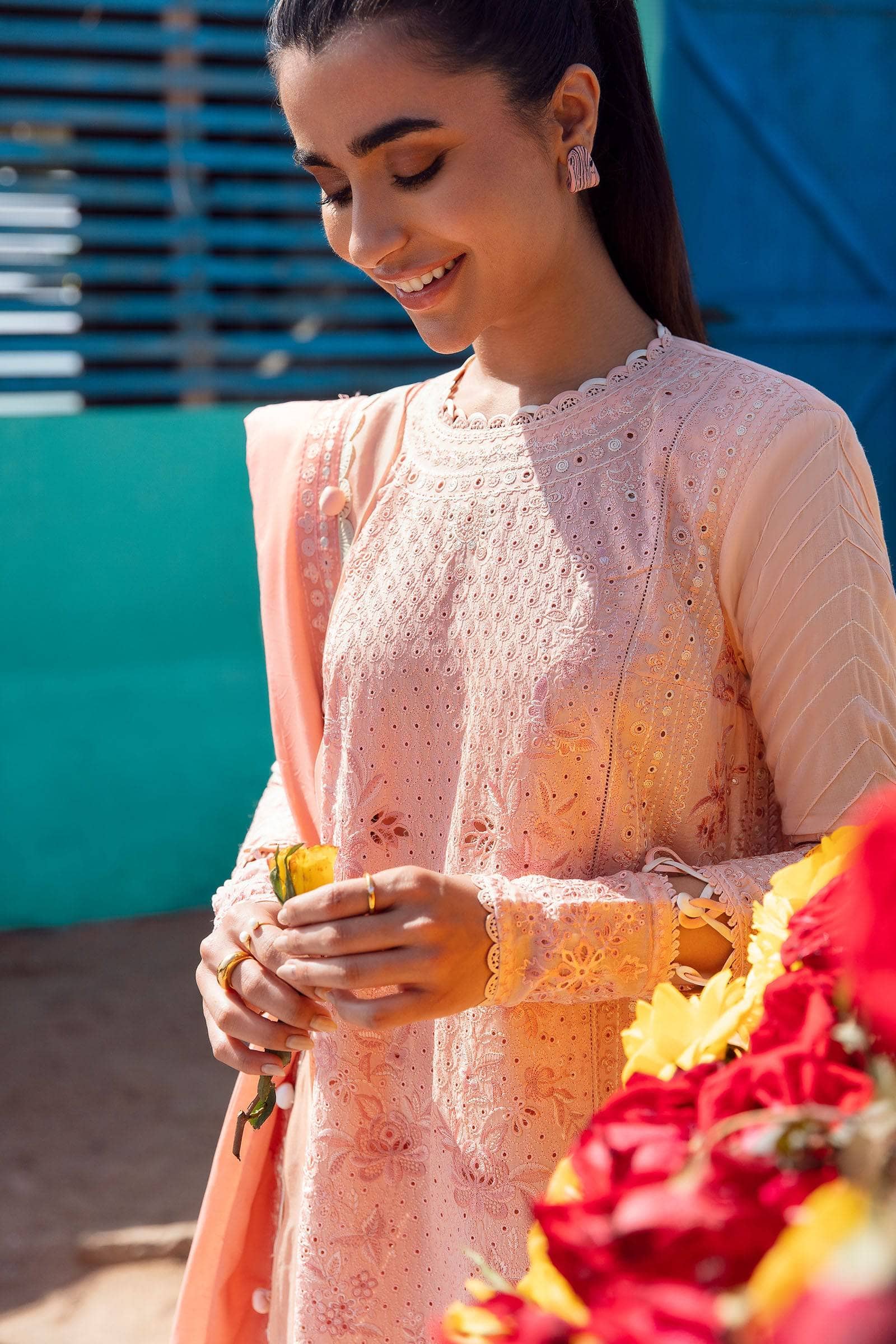 img_zaha_lawn_2023_awwal_boutique