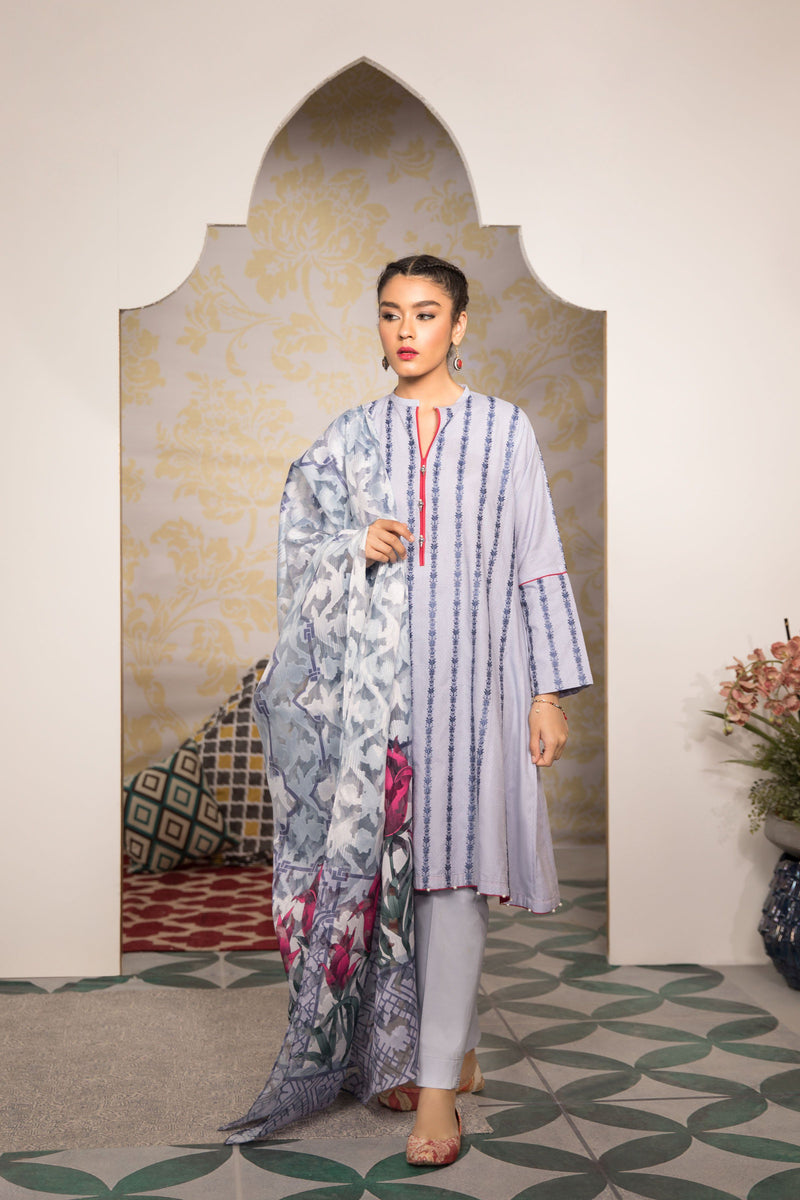 img_sapphire_lawn_collection_2020_awwal_boutique