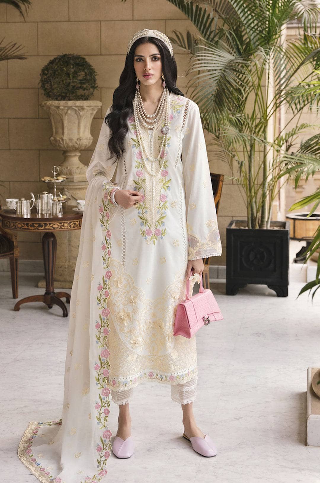 img_sable_v_luxury_lawn_23_awwal_boutique